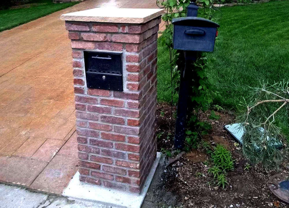 brick_residential_custom_mailbox